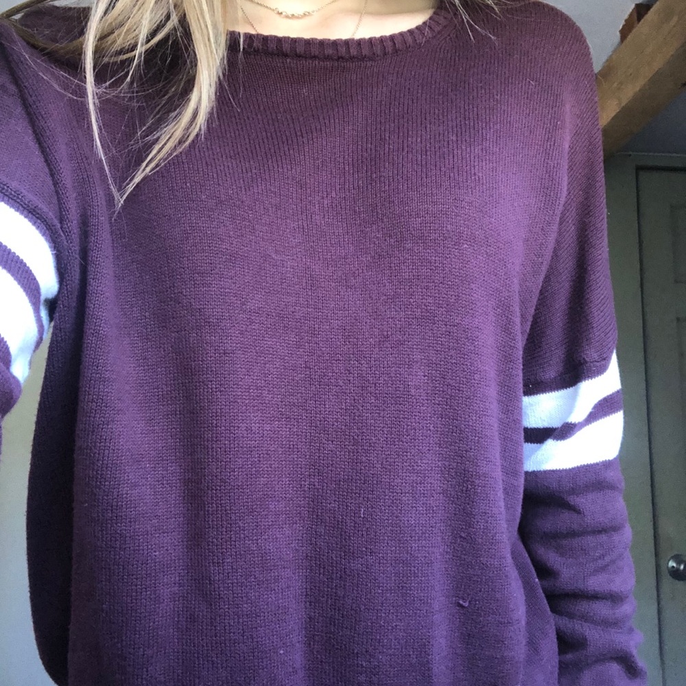 Brandy Melville maroon sweater w/ white stripes